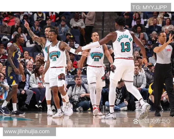 猛龙与篮网精彩对决全场回放分析与精彩瞬间回顾