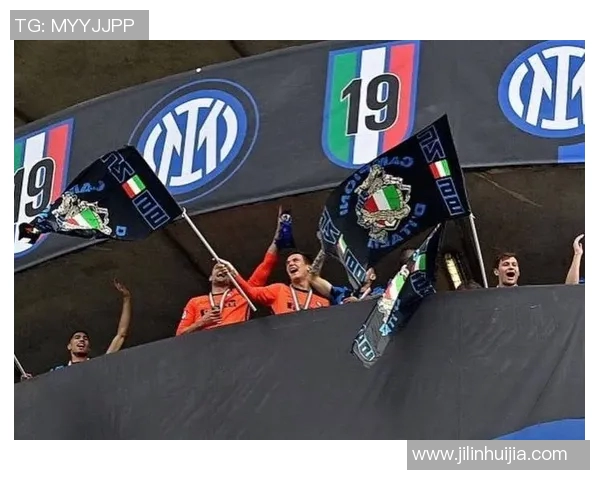 切尔西与国米激战正酣球迷热议赛况与精彩瞬间 切尔西与国米激战正酣球迷热议赛况与精彩瞬间