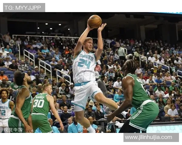 凯尔特人黄蜂季前赛精彩对决球迷期待新赛季表现 凯尔特人黄蜂季前赛精彩对决球迷期待新赛季表现