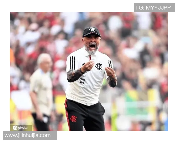 桑保利执教生涯回顾与未来展望解析足球战术与球队建设的深度思考