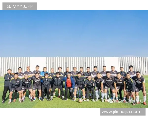 青岛足球比赛第二场直播精彩回顾与赛后分析助你了解比赛全貌